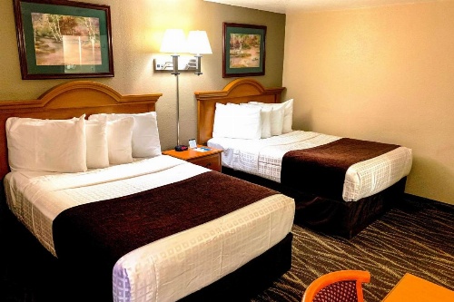 Rodeway Inn & Suites Sheridan image 7